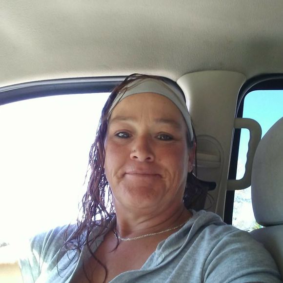 Meet your Posher, Bobbi - Picture 1 of 1